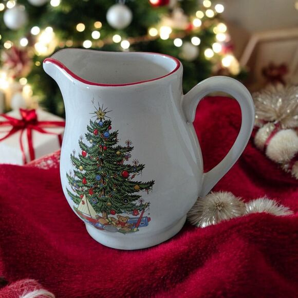 Cuthbertson American Christmas Tree Vintage 1988 Red Band Rim Ceramic Creamer - Picture 1 of 5